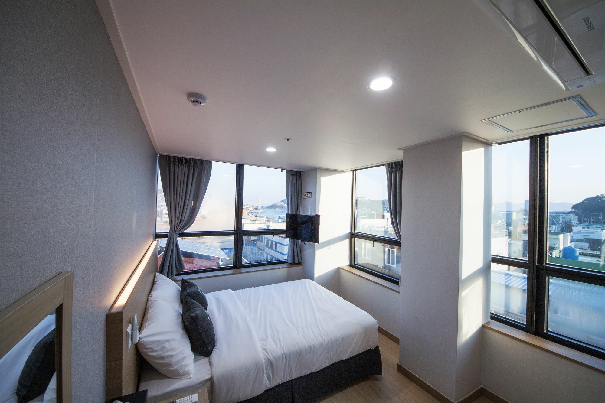 K-Grand Hostel ヨス市 エクステリア 写真