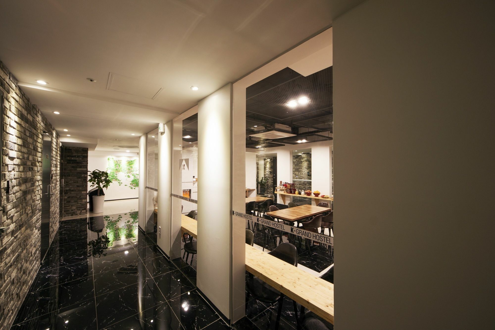 K-Grand Hostel ヨス市 エクステリア 写真